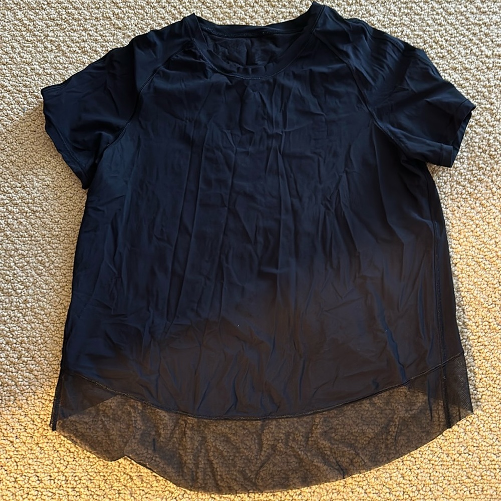 Lululemon workout top